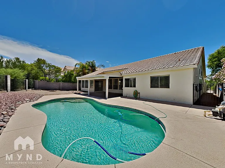 137 S Nightfall Ave — Photo 27