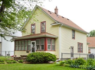2122 Temple Ct, Saint Paul, MN 55104