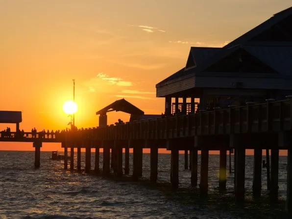 10215 Regal Dr APT 41, Largo, FL 33774