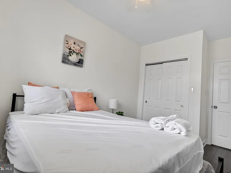 3138 W Allegheny Ave #B — Photo 15