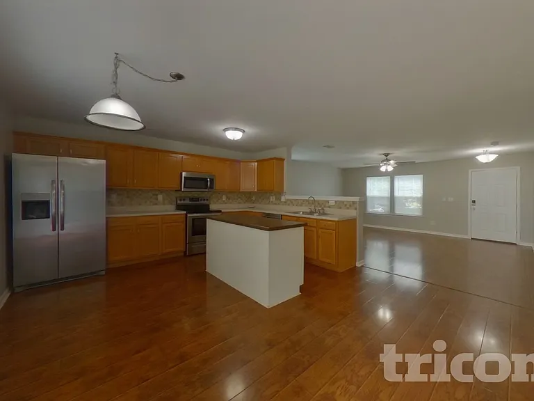 501 Sawtooth Oak Dr — Photo 5