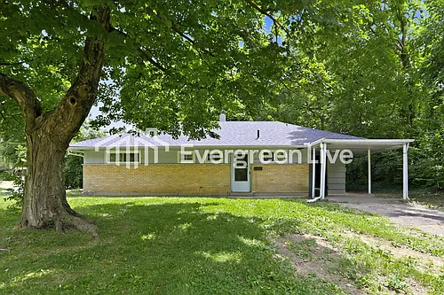 1331 Compton Rd Photo 1