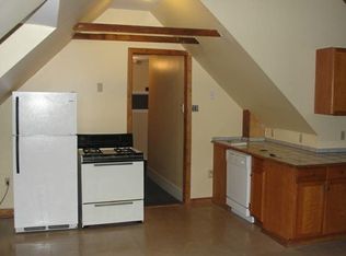927 Hayward St #2, Manchester, NH 03103