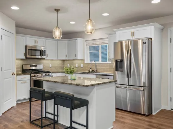 2823 Endive Drive, Fitchburg, WI 53711