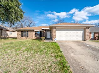 6624 Whitley Rd, Watauga, TX 76148