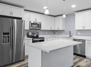 5440 W Saguaro Dr, Glendale, AZ 85304