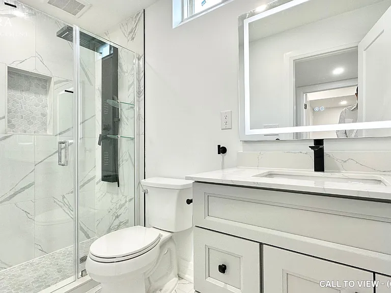 479 Greenlees Cir #2 — Photo 7
