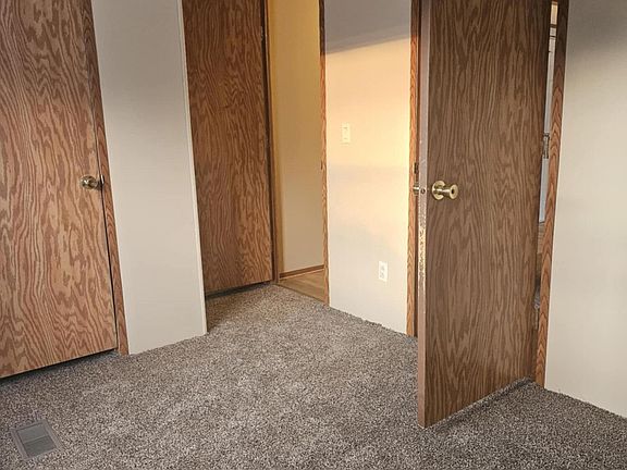 5th image of 1511 Mustang Dr