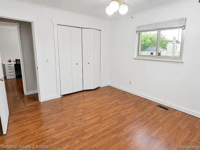 3621 Bates Dr — Photo 12