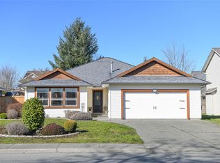 937 Malahat Dr, Courtenay, BC V9N 9E3