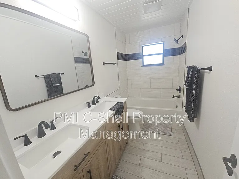 913 W Hernandez St — Photo 7