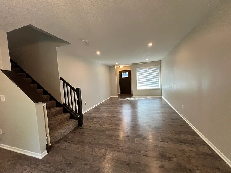 7110 Calumet Ct — Photo 8