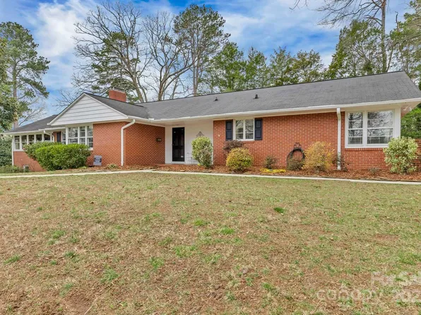 1101 Roundknob Ave, Salisbury, NC 28144