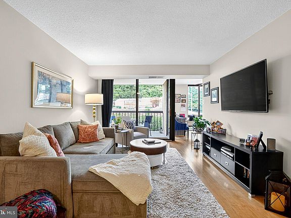 3rd image of 4500 S Four Mile Run Dr APT 327