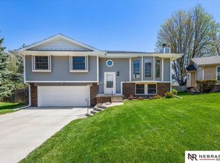 1511 N 144th Avenue Cir, Omaha, NE 68154
