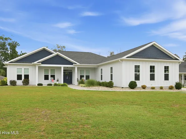 208 S Spooners St Extension, Morehead City, NC 28557