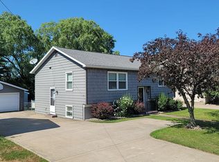 1820 W 38th St, Erie, PA 16508