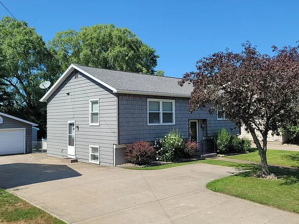 1820 W 38th St, Erie, PA 16508