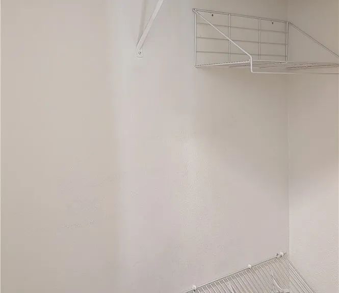 214 S Alexandria Ave #102 — Photo 14