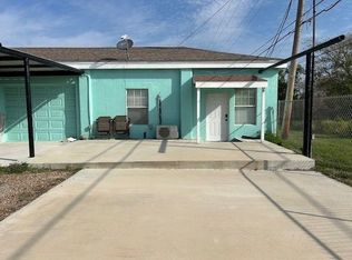 633 N Commercial St, Aransas Pass, TX 78336