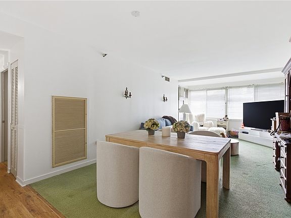 3rd image of 750 Washington Rd APT 307