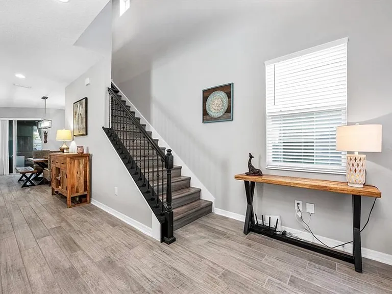 640 Bayern Ln — Photo 11