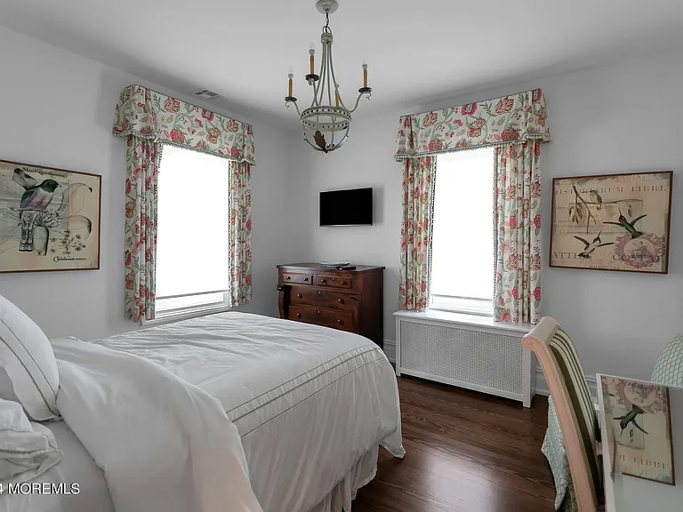 109 Washington Ave — Photo 38