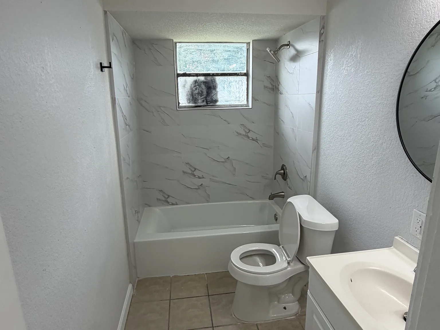 2 bed, 952 sqft, $1,250 — Photo 3