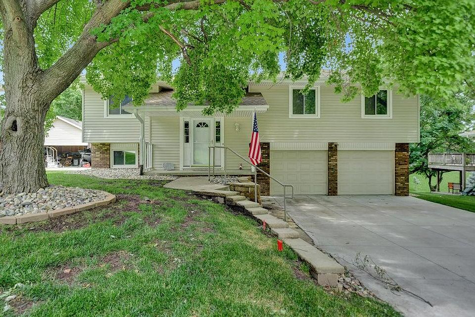 1st image of 139 Upland Dr