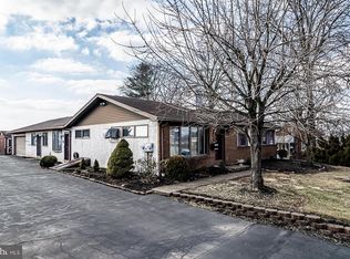 44 N County Line Rd, Souderton, PA 18964