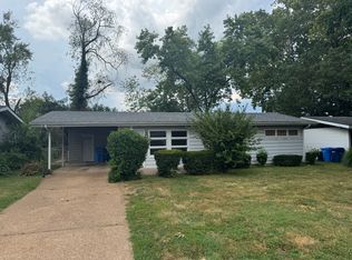 14 Brightwell Ct, Florissant, MO 63031