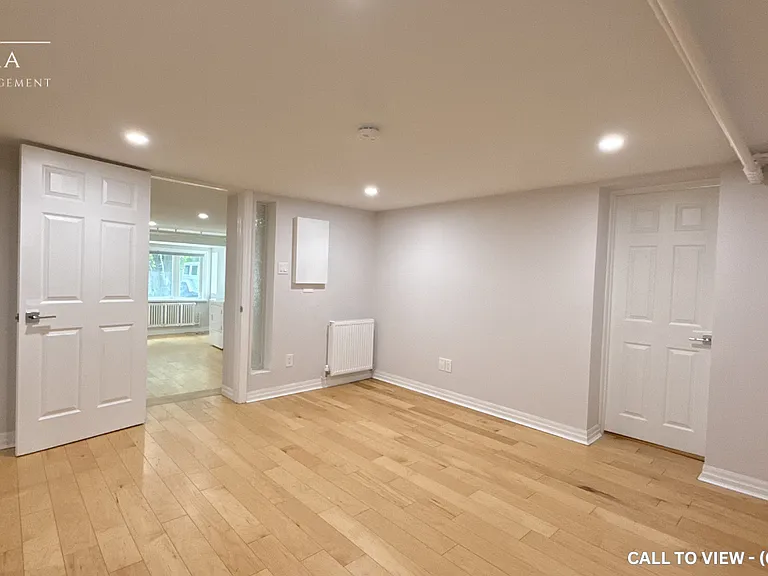 105 Chatsworth Dr #A — Photo 6
