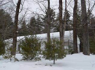 0 Lovers Ln, Becket, MA 01223