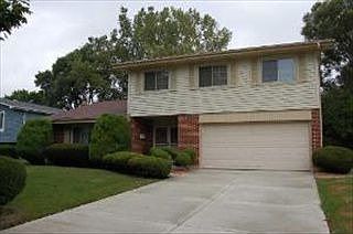1st image of 316 Cottonwood Ct