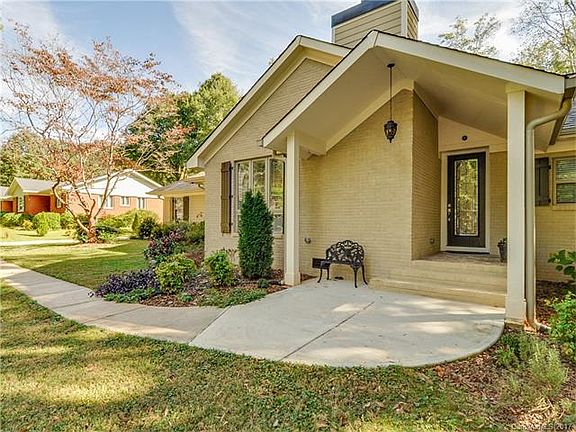2nd image of 6025 Lansing Dr