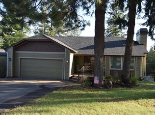 9015 N Clarkview Pl, Hayden Lake, ID 83835