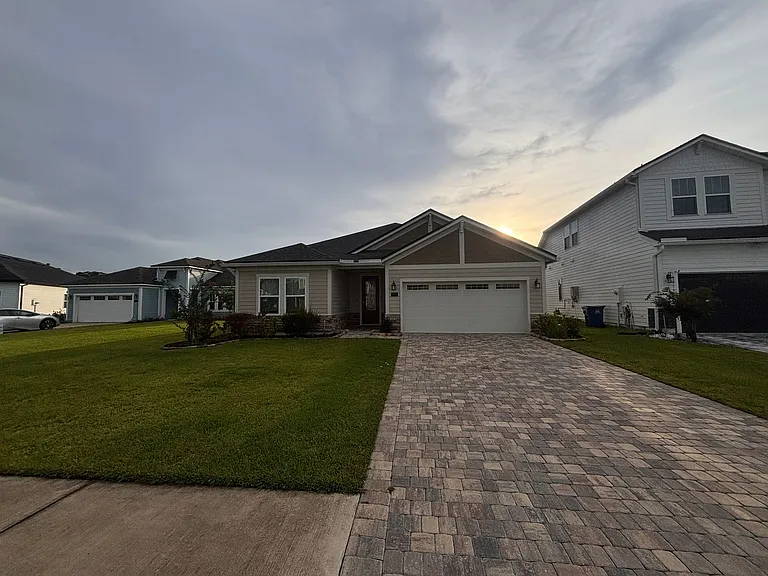 212 Willow Creek Ct — Photo 40