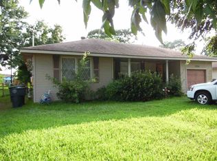 2239 Owens Ave, Groves, TX 77619