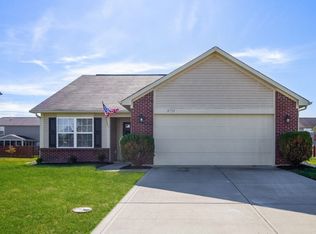 2735 Bluestone Dr, Greenfield, IN 46140