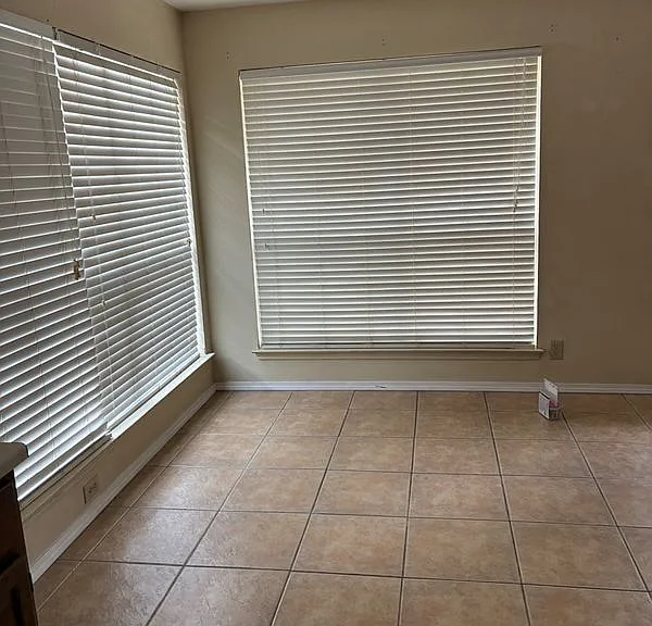 6702 Secession Ln — Photo 9