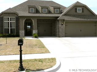 13648 S 91st Ave, Bixby, OK 74008