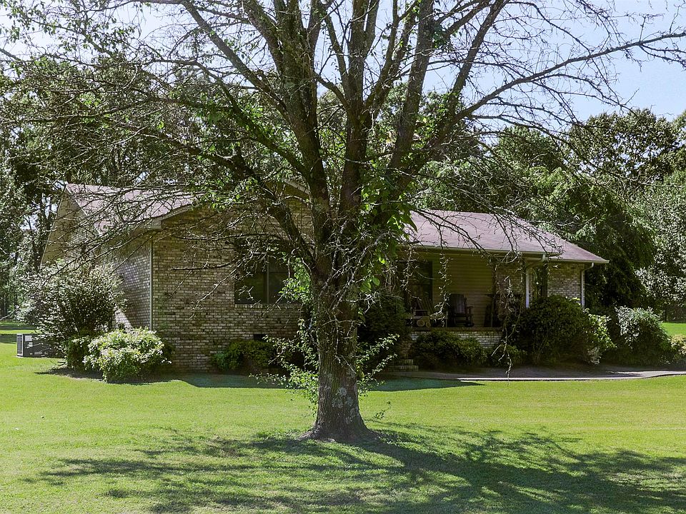 1st image of 557 Country Estates Dr