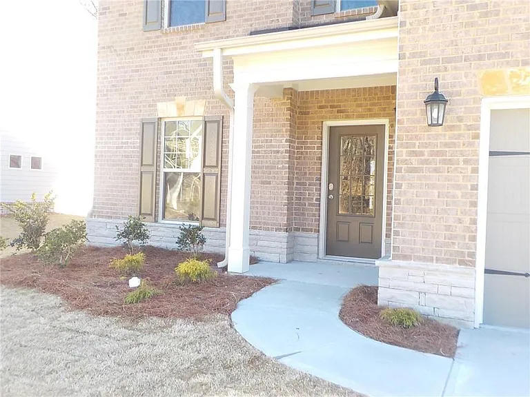 2485 Matlin Way — Photo 2
