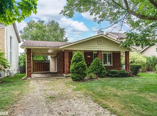 2042 7th Ave E, Owen Sound, ON N4K6R9