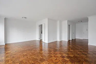 Rented by Manhattan Realty Group