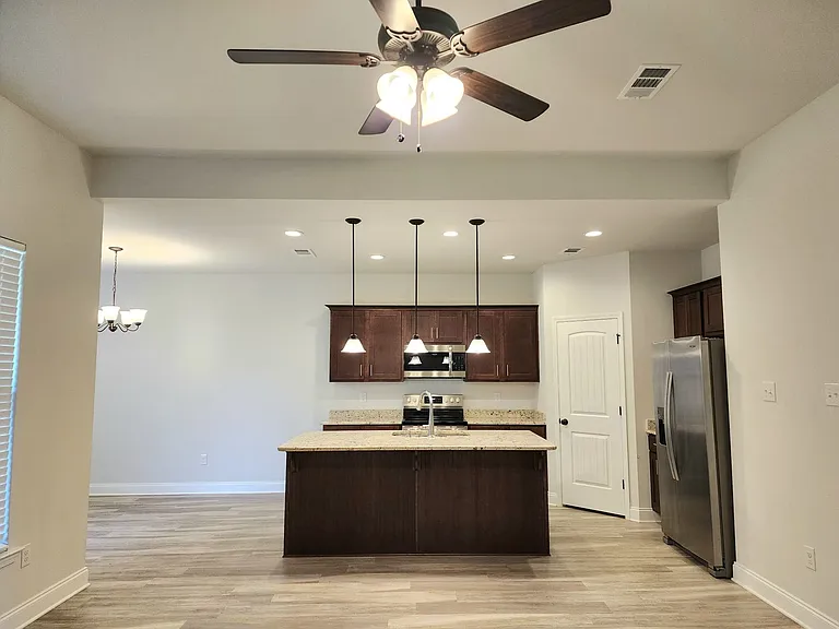 931 Gibson Ct — Photo 11