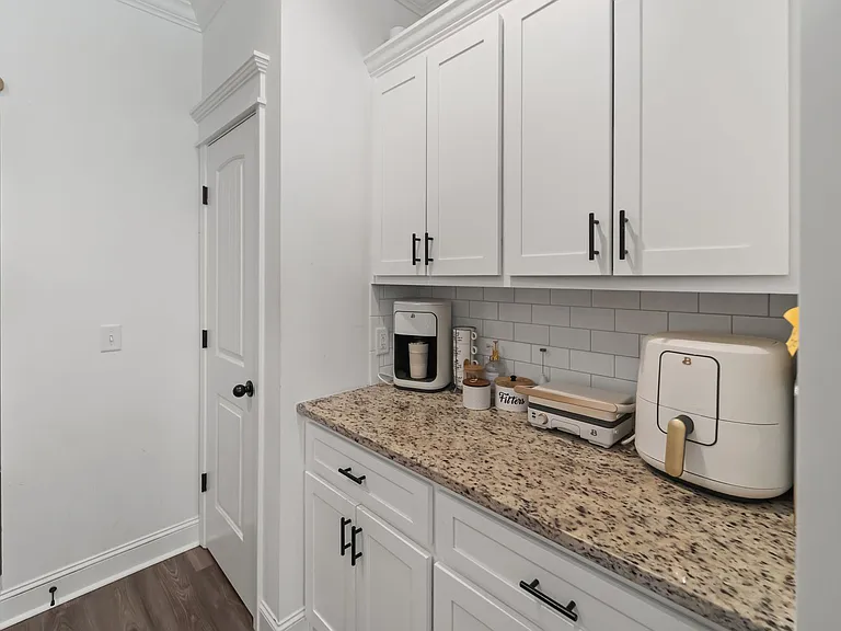 491 Lake Rosalind Dr — Photo 7