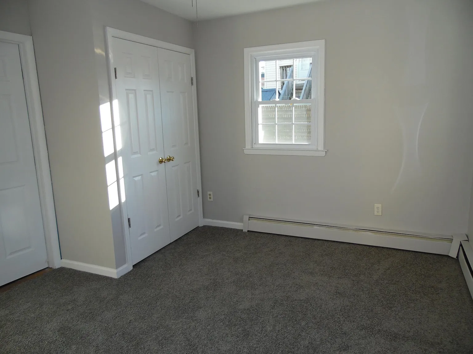3 bed, 2.5 bath, 1300 sqft, $3,000 — Photo 4