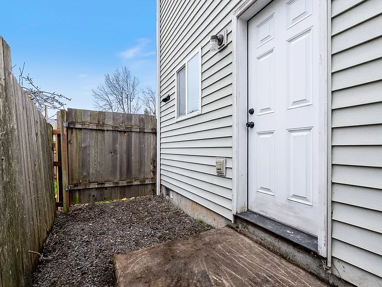 2338 SE 89th Ave #A — Photo 20