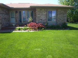 18464 Cider Mill Dr, Macomb, MI 48044